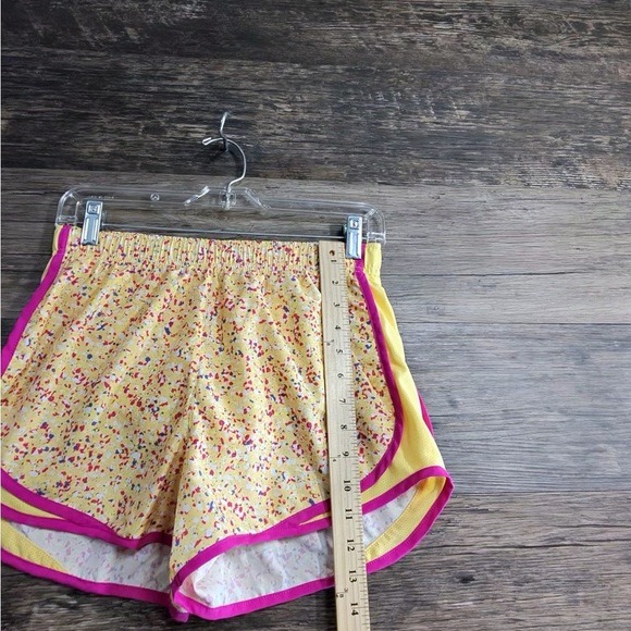 Nike Yellow and Pink Women's Athletic Shorts - Picture 4 of 11